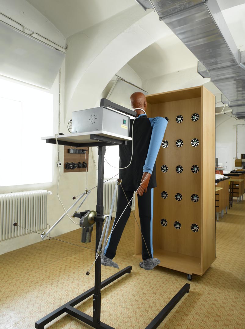 Zař&iacute;zen&iacute; pro měřen&iacute; tepeln&eacute; odolnosti oděvů